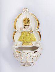 Žlutá